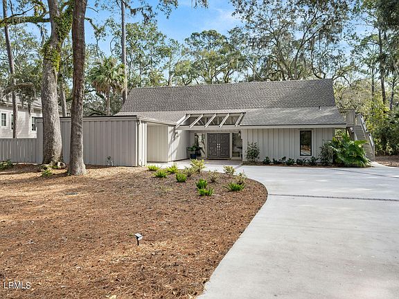 2nd image of 48 Planters Wood Drive