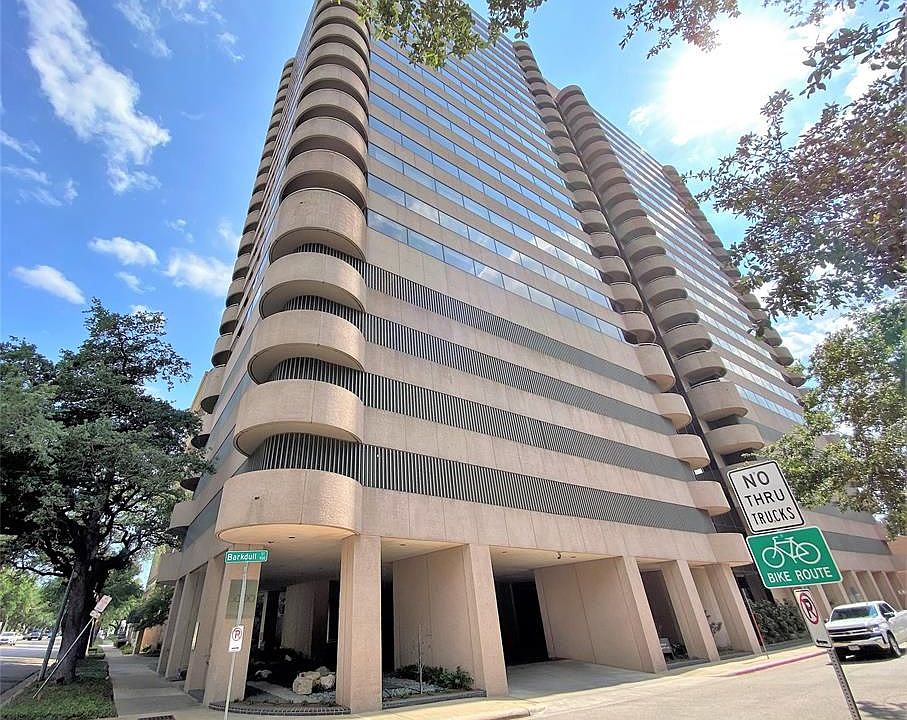 1st image of 5000 Montrose Blvd Unit 9C