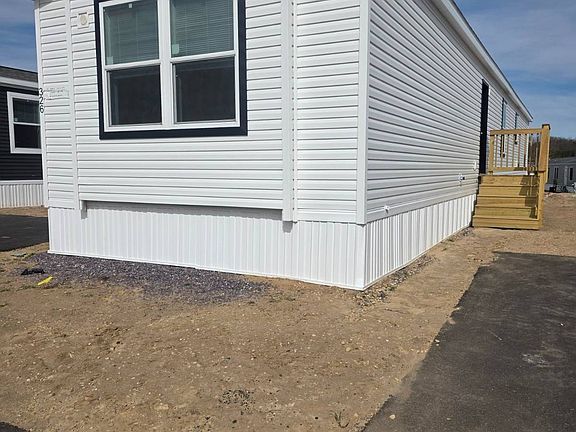 2nd image of 2701 E Main St #326