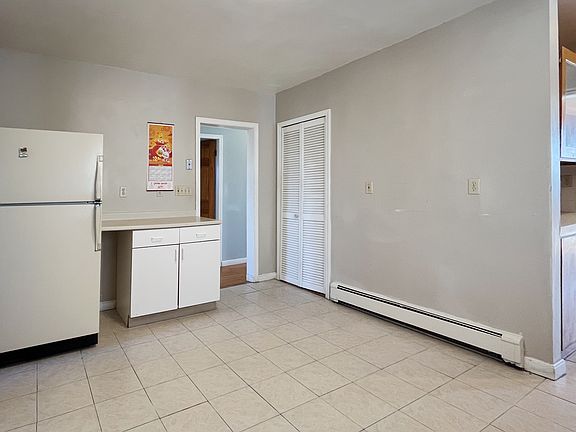 4th image of 118 Sagamore St #2A