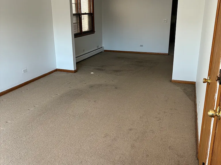 5851 N Washtenaw Ave #2 — Photo 10