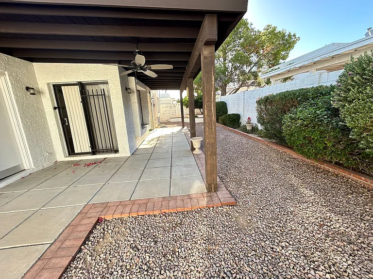 1032 E Villa Maria Dr — Photo 20