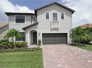 16213 Borelle Cir, Naples, FL 34110