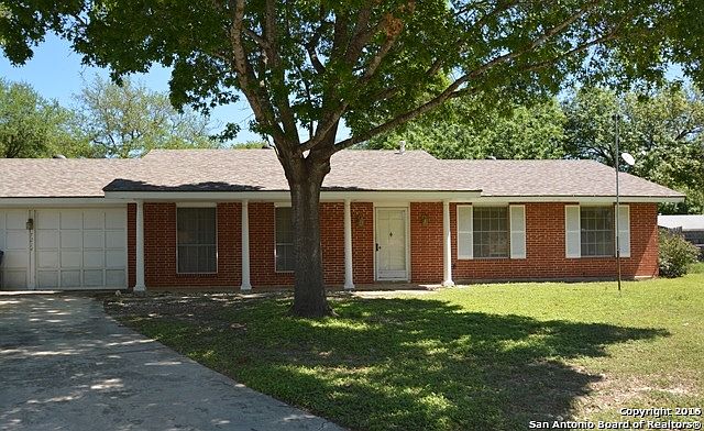2nd image of 7214 Castle Gate Dr
