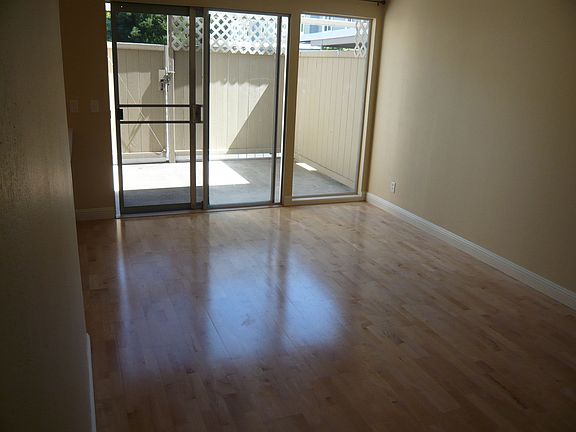 Dining Room and Patio