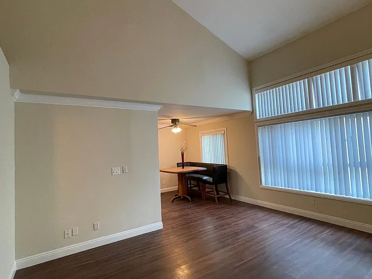 5251 Willowcrest Ave #5 — Photo 5