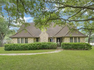 505 Oak Dr, Friendswood, TX 77546