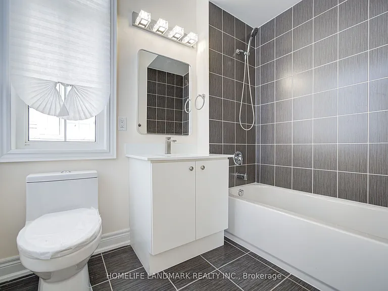 36 Latchford Ln — Photo 15