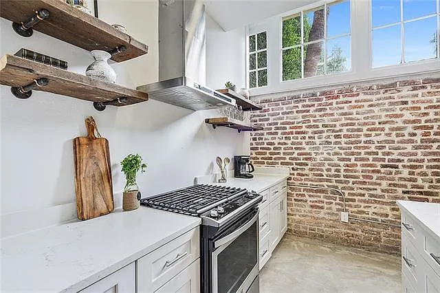 1212 N Rampart St #101 — Photo 15