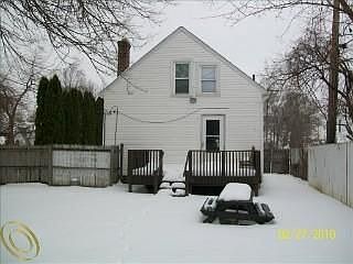 3rd image of 776 Mildred St