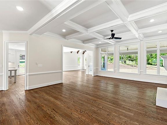 4th image of 386 Haley Farm Rd