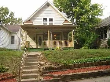 2833 9th Ave photo 1