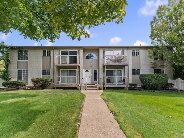 3551 W Forteen Mile Rd APT 7, Royal Oak, MI 48073