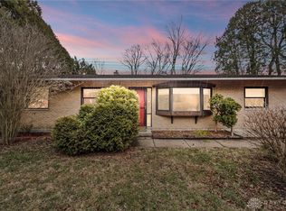 215 Whitehall Dr, Yellow Springs, OH 45387