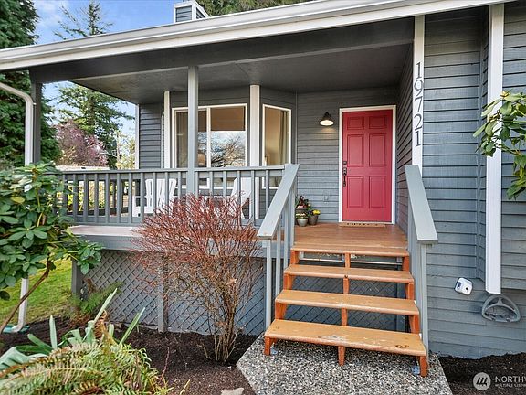 2nd image of 19721 58th Avenue NE