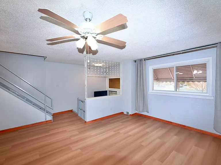 1122 W Oxford St — Photo 7