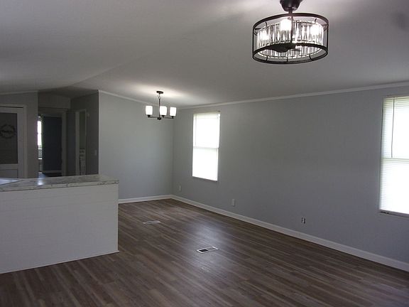 4th image of 314 Clayton Ave