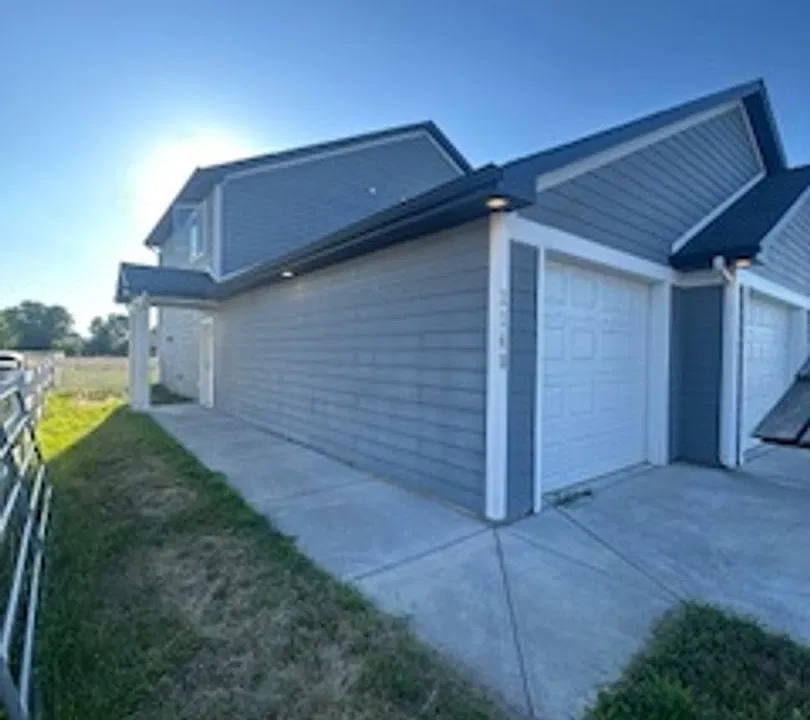 2148 Walter Rd
