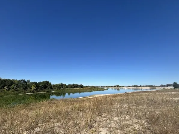 15 Regal Rd, Monroe, NE 68647