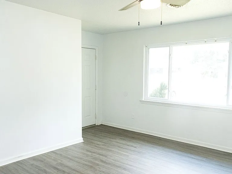 2182 Dugan St — Photo 3