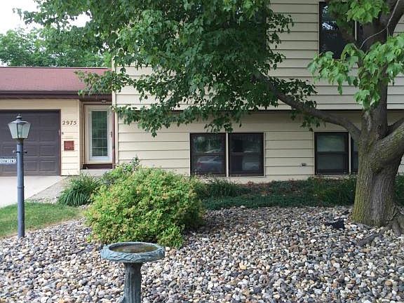 2nd image of 2975 Monroe Dr