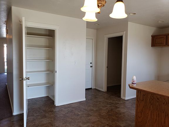 3rd image of 215 Little Cedar Dr