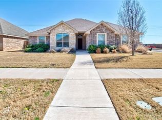 7165 McLeod Dr, Abilene, TX 79602