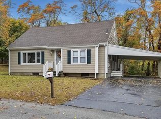 61 Westwood Dr, Dartmouth, MA 02747