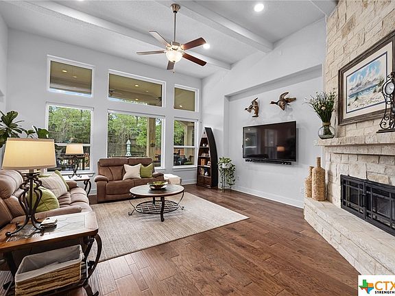 5th image of 2398 Geneseo Oaks