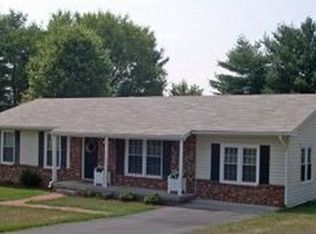 18 E Sharon Dr, Boyce, VA