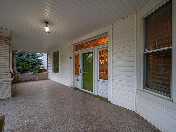 5th image of 716 E Noble Ave