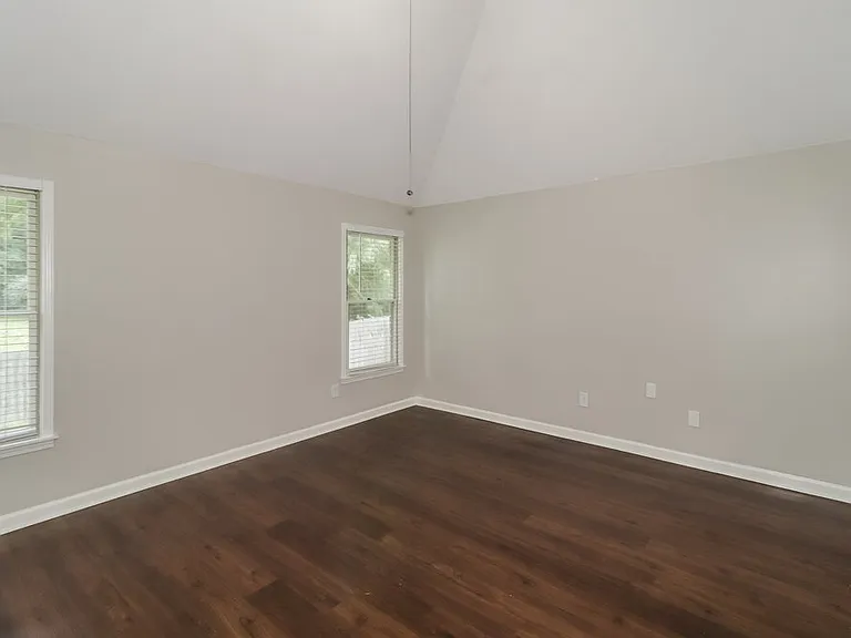 8642 Tropicana Dr N — Photo 10