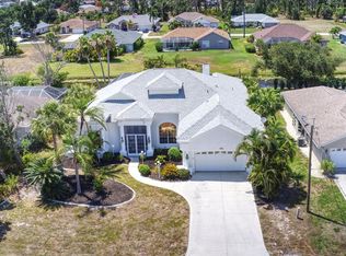 184 Broadmoor Ln, Rotonda West, FL 33947