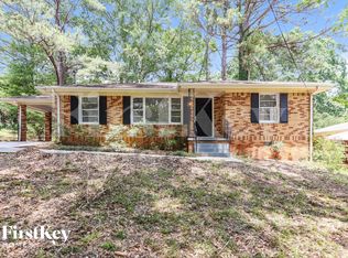 2392 Hopewell Ln, Decatur, GA 30032