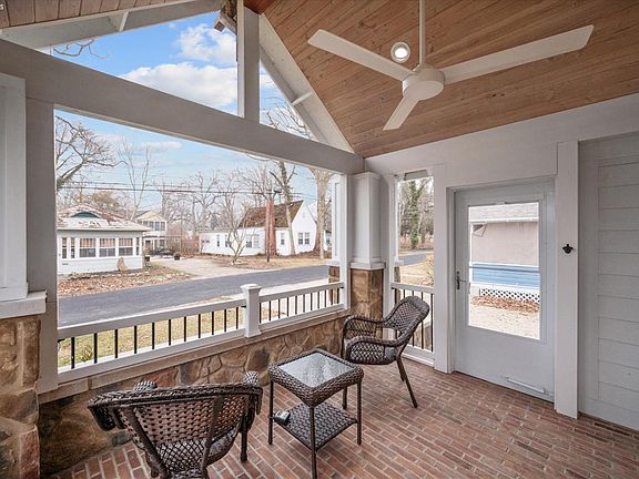 5th image of 324 Plum Ave