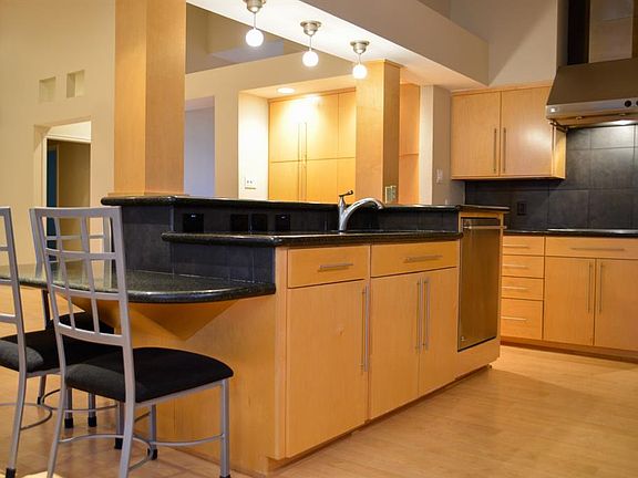 4th image of 1004 Sugardale Ct