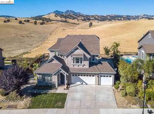2789 Saint Andrews Dr, Brentwood, CA