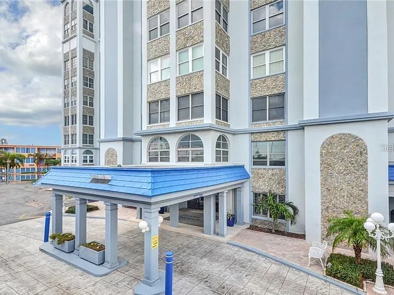 4950 Gulf Blvd #501 — Photo 23