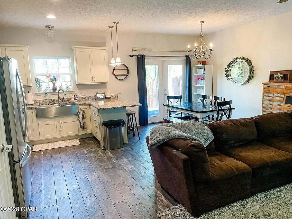 Building Photo - 2417 Causeway Manor Ct