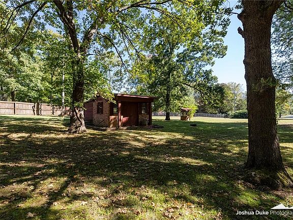 2nd image of LOT 2 Manor Dr