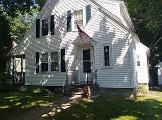 25 Cottage St, Northbridge, MA 01534