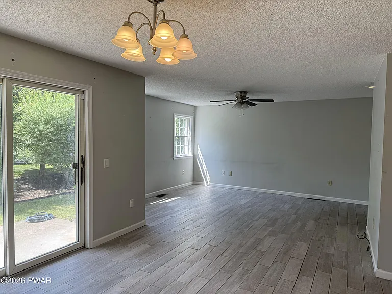 4024 Rivercrest Ct — Photo 4