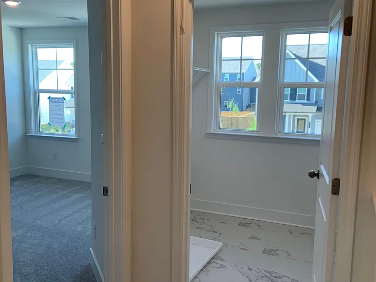117 Andalusa Ct — Photo 10
