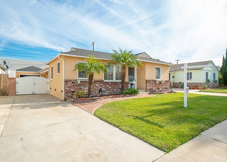 1st image of 22912 Doble Ave