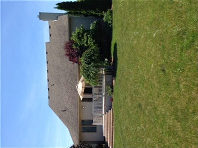 2nd image of 2803 E Country Ln