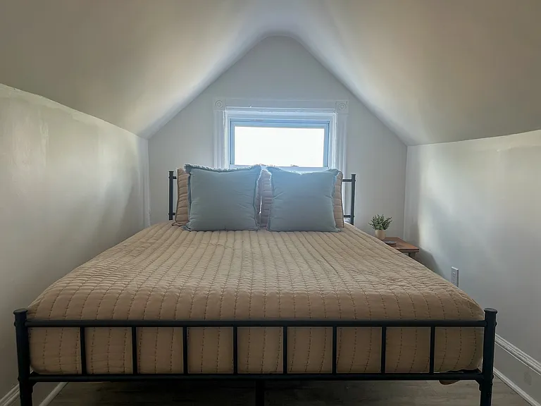 600 Brinley Ave #2S — Photo 15