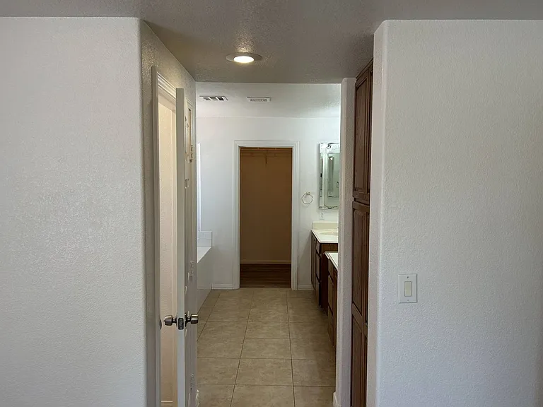 10296 Magnolia Tree Ave — Photo 15