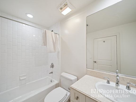 4th image of 1050 1/2 S Holt Ave #305