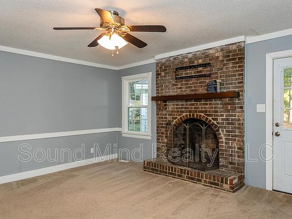 5th image of 221 Cunningham Dr