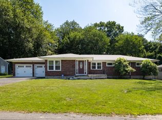 18 Collins St, Waterbury, CT 06704